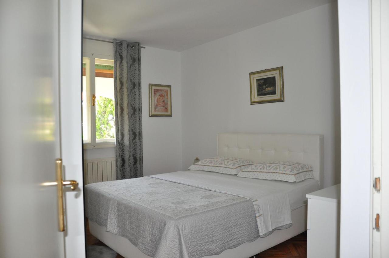 Apartmaji Stamcar Izola Buitenkant foto