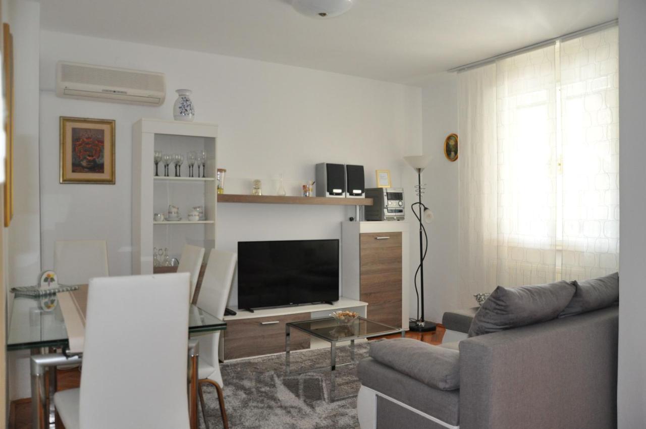 Apartmaji Stamcar Izola Buitenkant foto