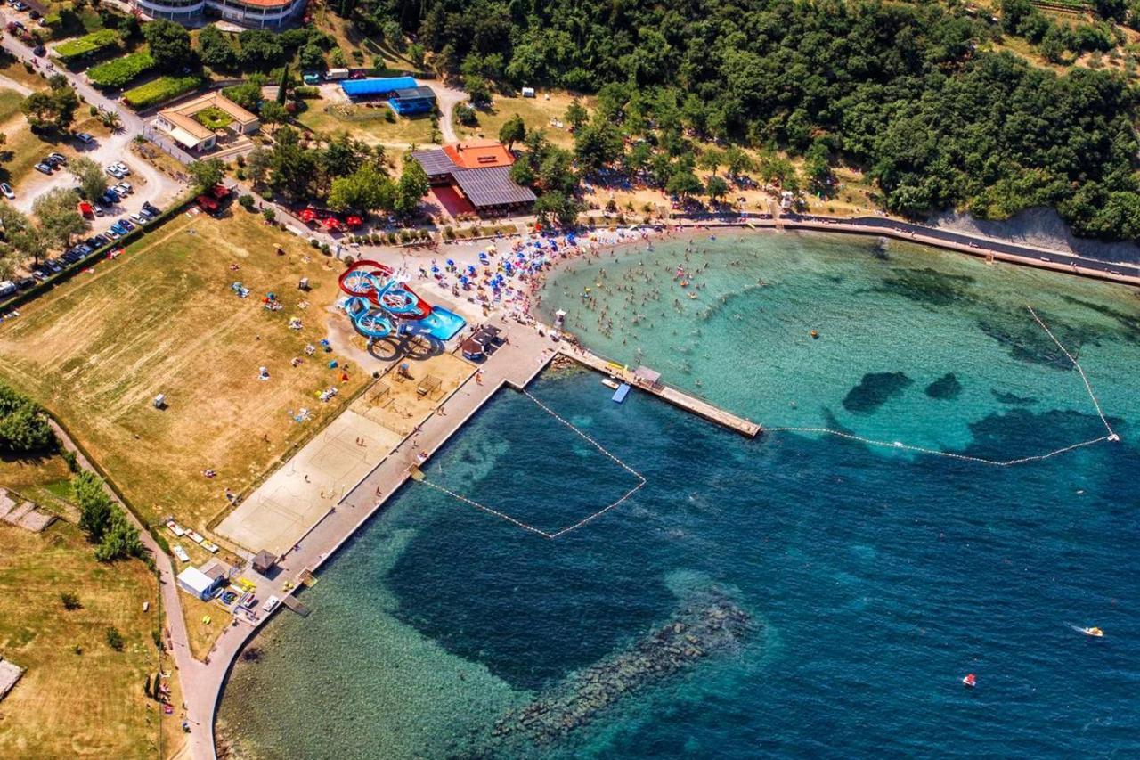 Apartmaji Stamcar Izola Buitenkant foto